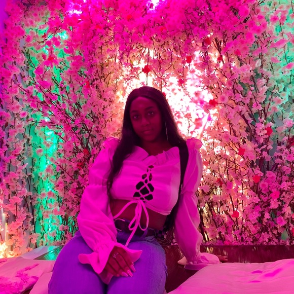 Meet your Posher, Mary - Picture 2 of 5